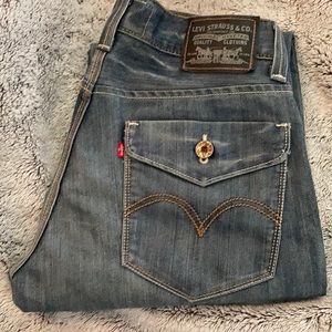 Men levis 514